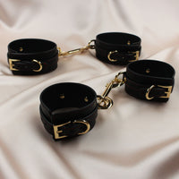 Beatrix - 13 piece Bondage Set